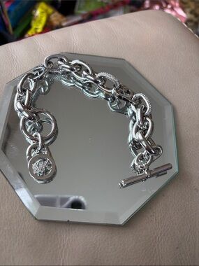 New Michael Kors Unisex 9” Stainless Steel Beacelet.  Heavyweight and durable!
